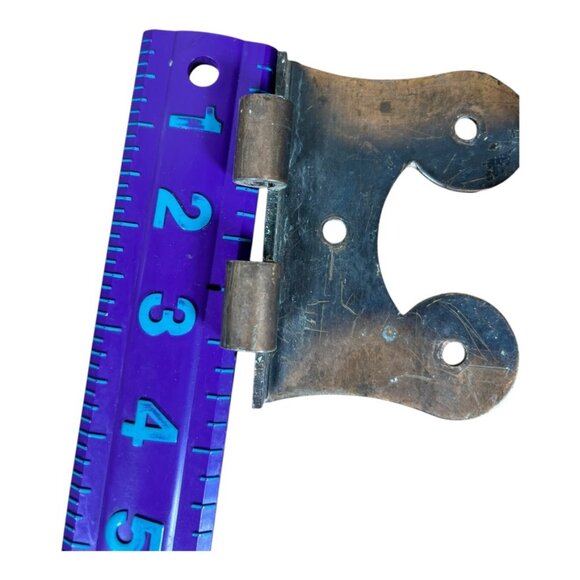 Five Victorian Door Hinges - Picture 2 of 3